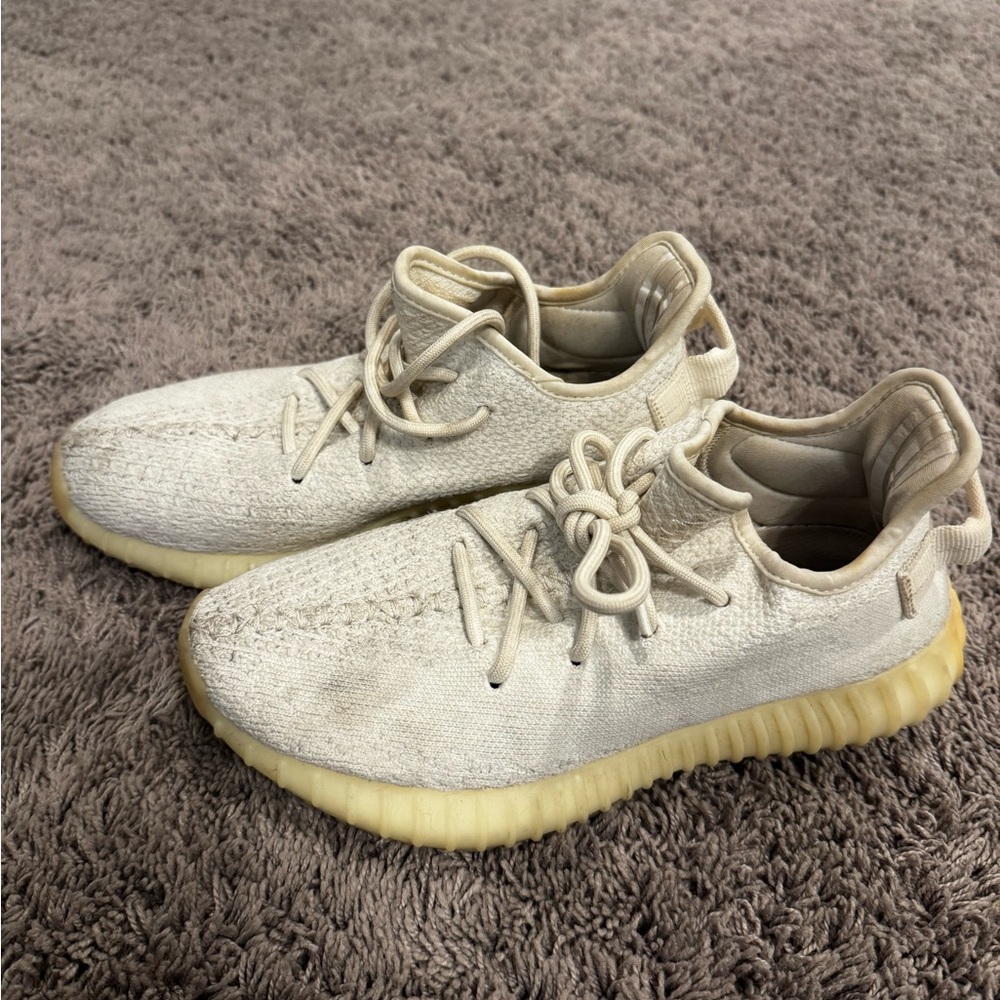 Yeezy Boost 350 V2 Cream White